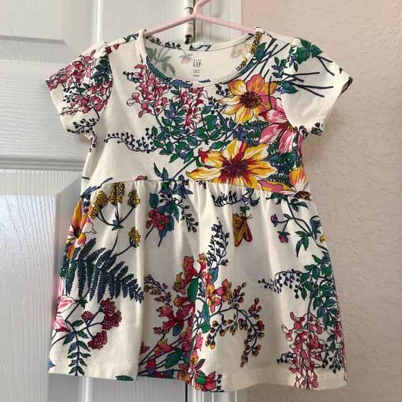 GAP Other - Floral Dress